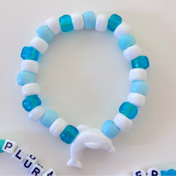 🌀 5/$25 🌀 Mermaid Rave Kandi Bracelets  | D10 - Picture 3 of 4